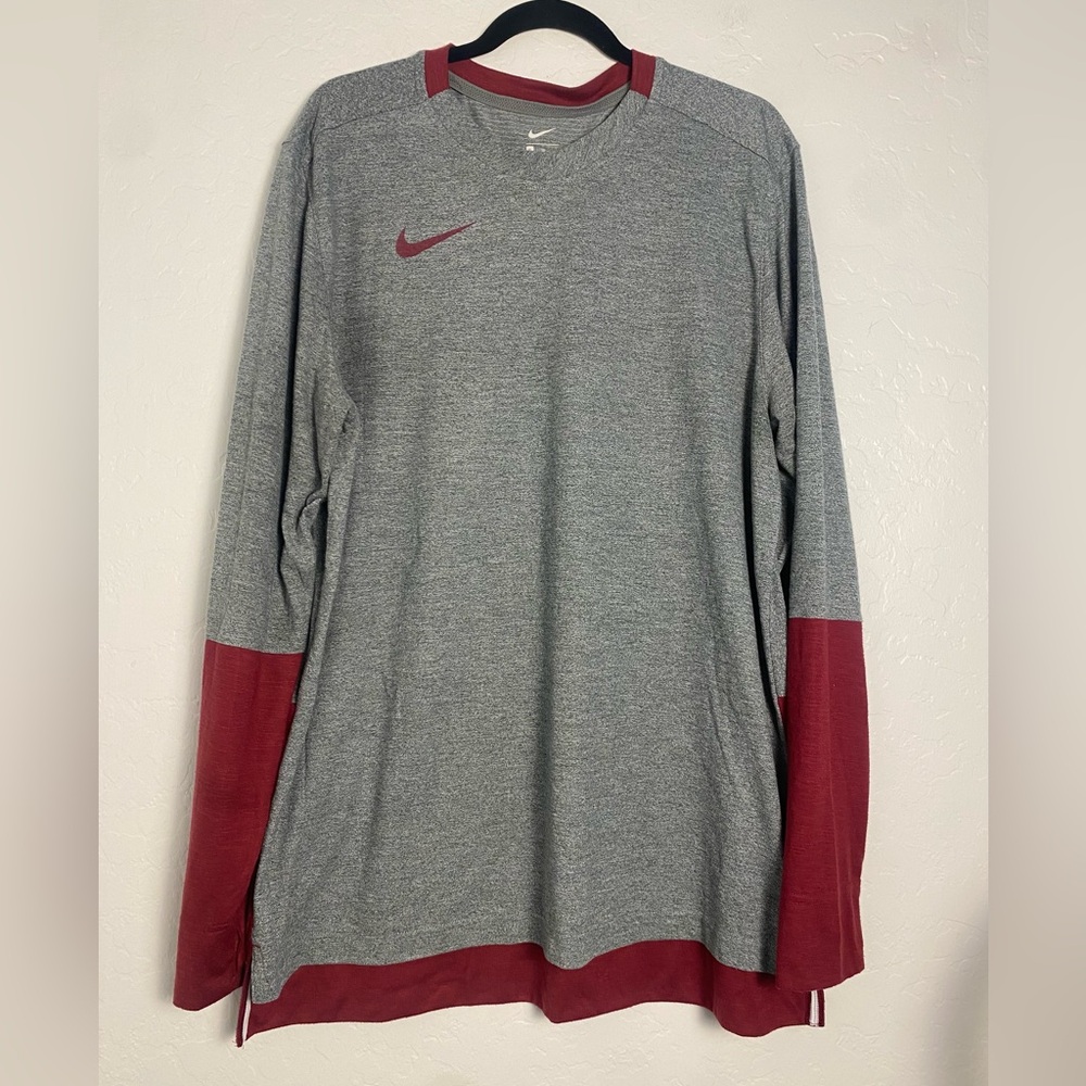Nike Heather Gray Maroon Long Sleeve Top Men's Sz Large athletic to casual wear